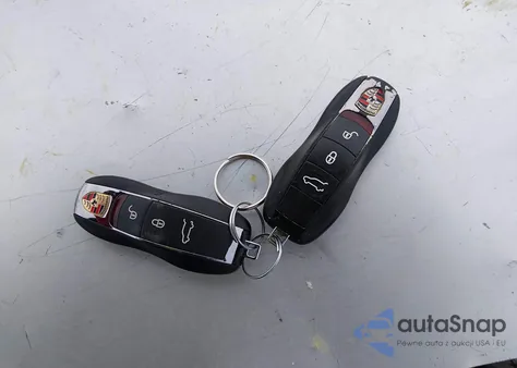 2014 Porsche Cayenne Platinum Edition из США, поврежденный, VIN WP1AA2A21ELA95508